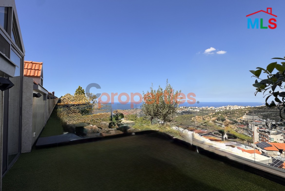 Rooftop/Chalet For Rent In Dik El Mehdi With Terrace - CPTA28