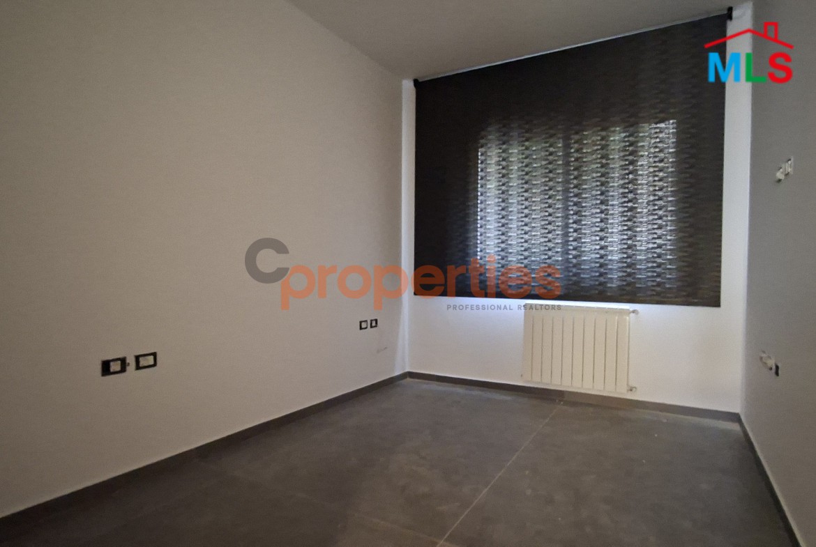 Apartment For Rent at Achrafieh - CPBWW37