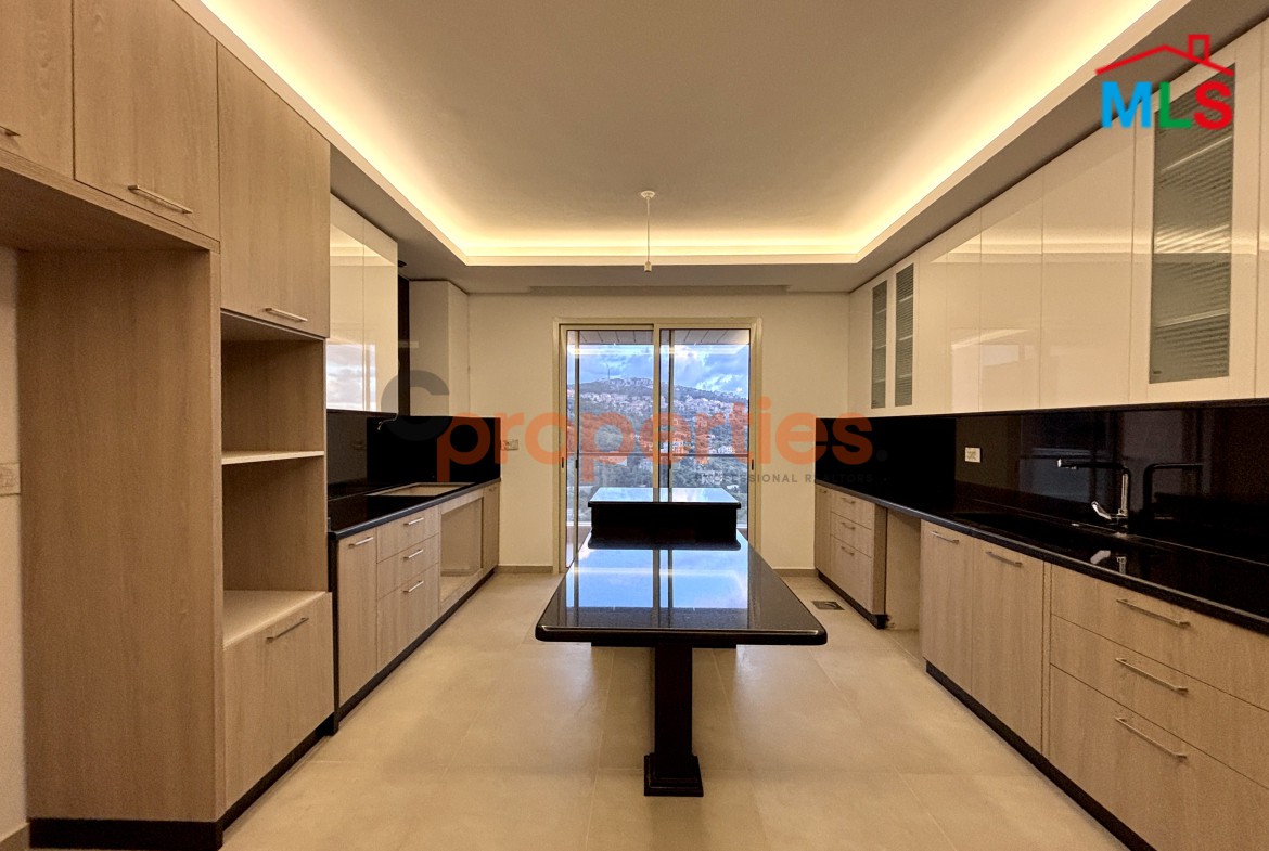 Apartment for sale in Qennabet Broummana - CPRA33