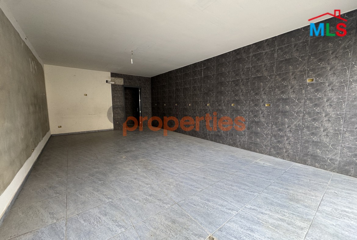 Shop For rent in Ain Aalak - CPMF17