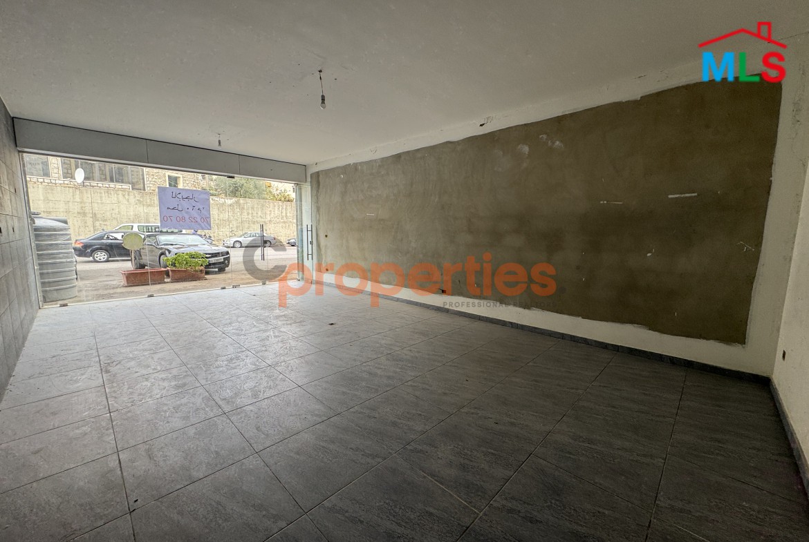 Shop For rent in Ain Aalak - CPMF17