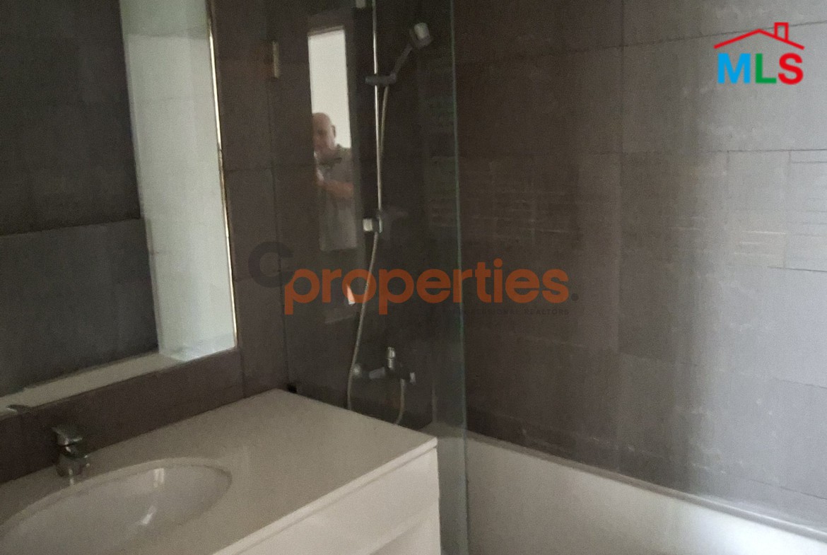 Apartment For Rent In Achrafieh شقة للإيجار في الأشرفية CPBWW25