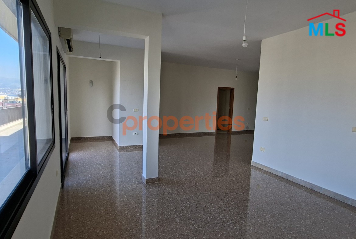 Apartment For Rent in Achrafieh - CPBWW24
