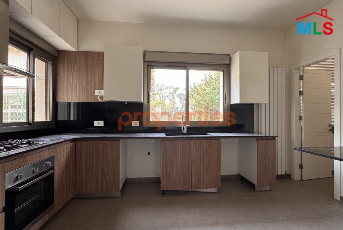 Apartment For Rent In Dik El Mehdi with Terrace - CPTA13