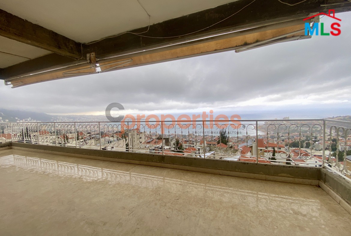 Penthouse for rent on Kfarhbeb CPKMT46