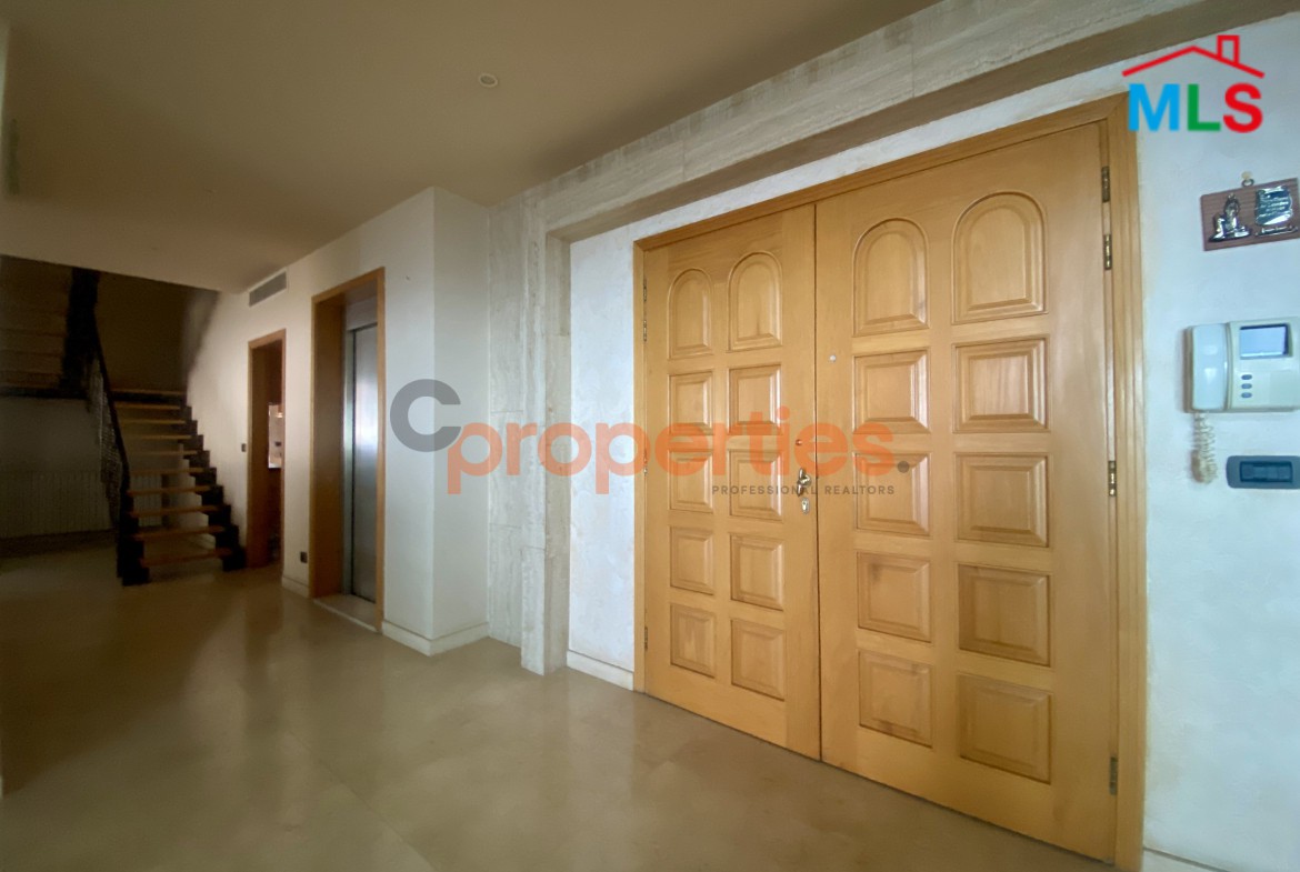 Penthouse for rent on Kfarhbeb CPKMT46