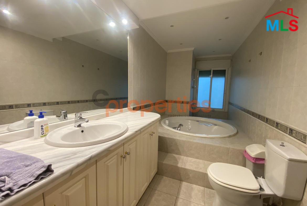 Penthouse for rent on Kfarhbeb CPKMT46