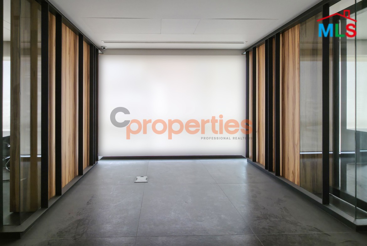 Super Deluxe Office for Rent in Horsh Tabet - CPGA13