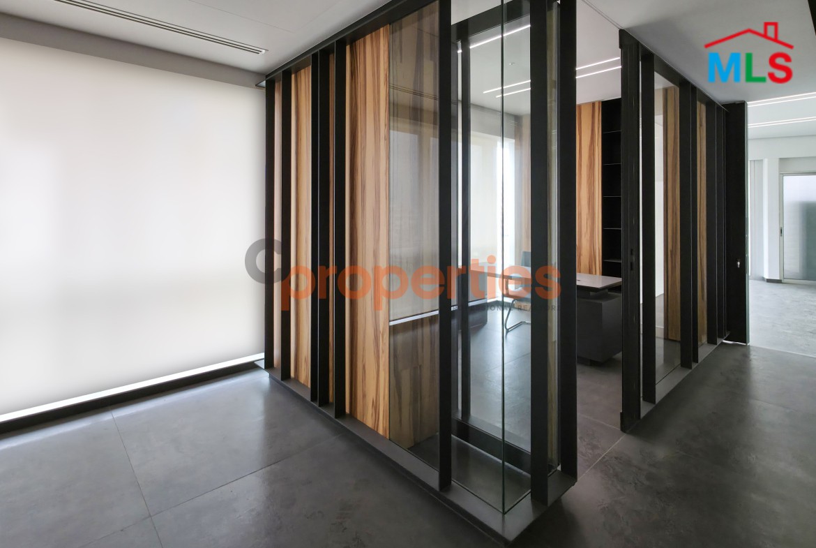 Super Deluxe Office for Rent in Horsh Tabet - CPGA13