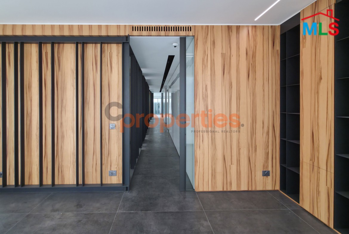 Super Deluxe Office for Rent in Horsh Tabet - CPGA13