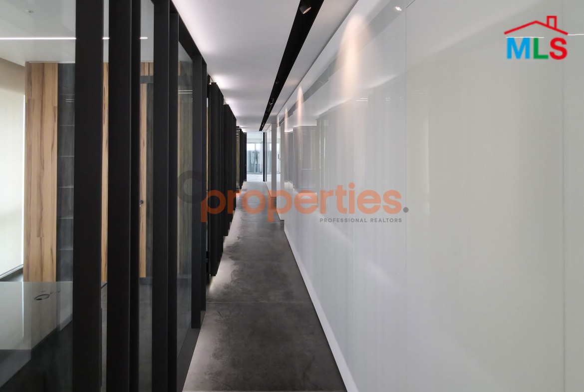 Super Deluxe Office for Rent in Horsh Tabet - CPGA13