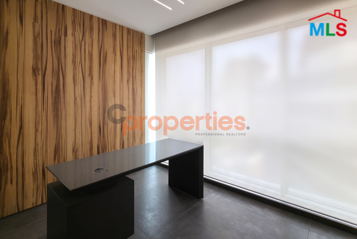 Super Deluxe Office for Rent in Horsh Tabet - CPGA13