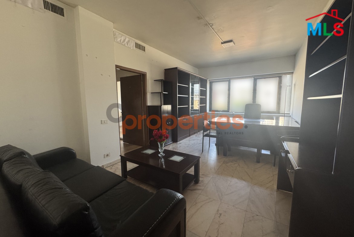 Office for rent in Mirna El Chalouhi - CPGA06