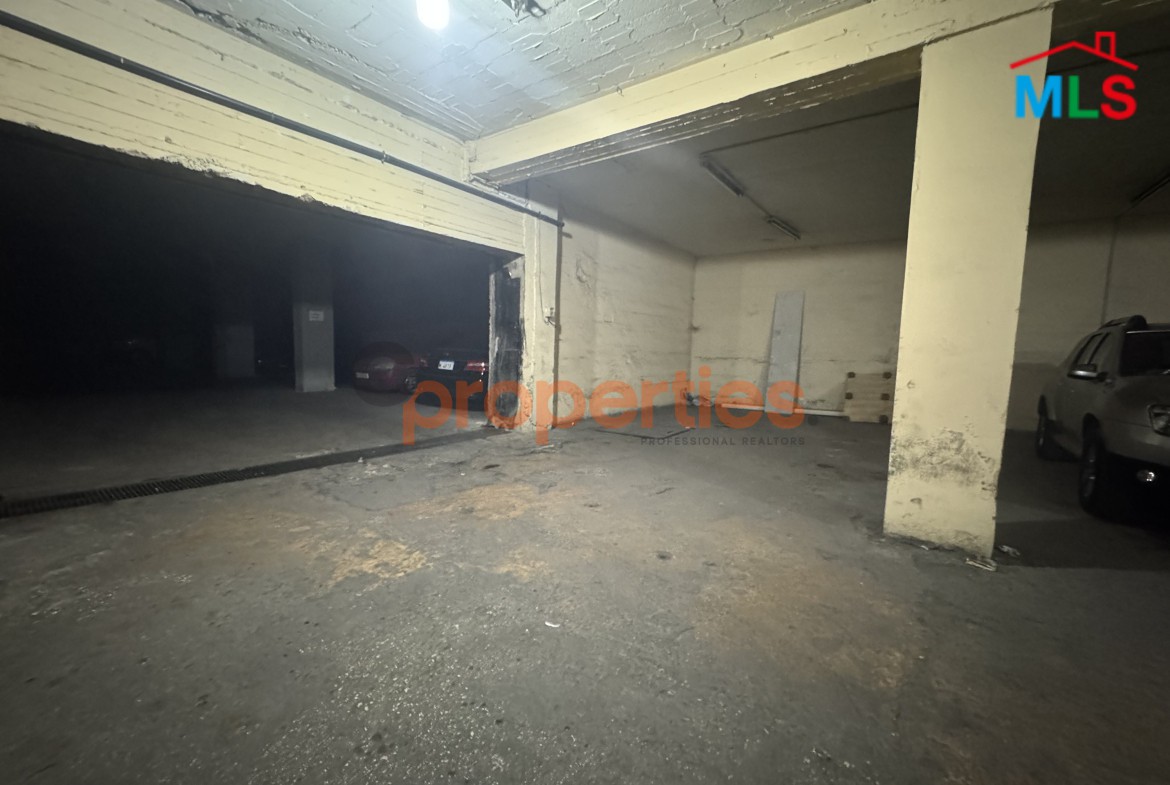 Office for rent in Mirna El Chalouhi - CPGA06