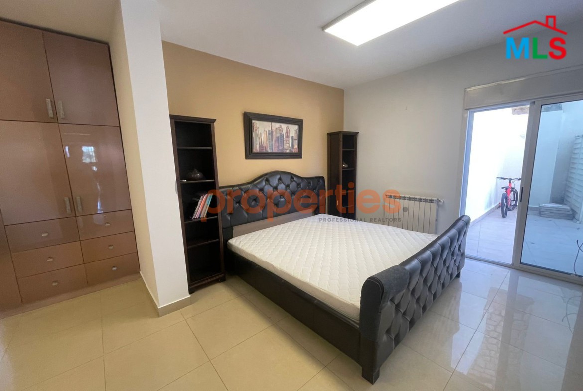 Apartment For Rent In Naccashe with Terrace - CPMC02