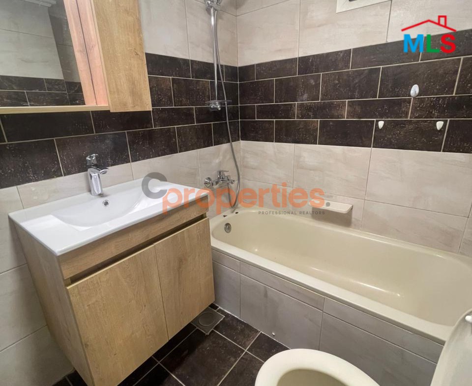 Apartment For Rent In Naccashe with Terrace - CPMC02