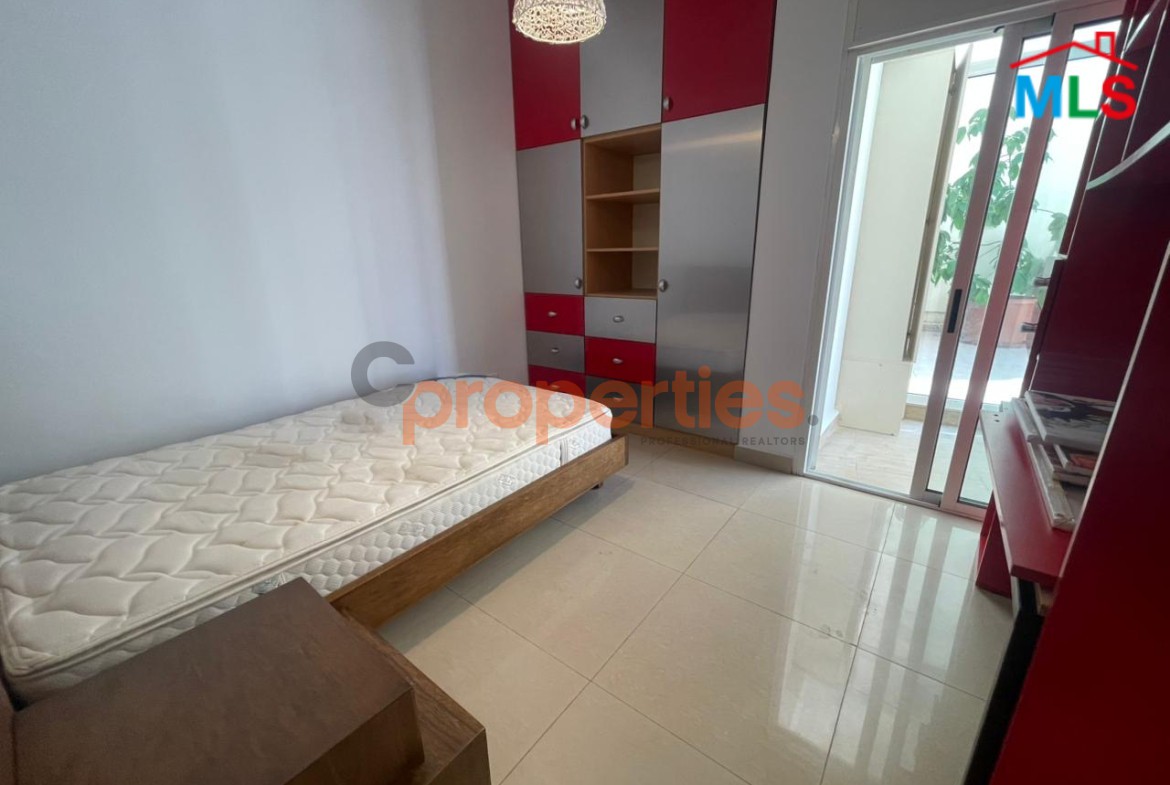 Apartment For Rent In Naccashe with Terrace - CPMC02