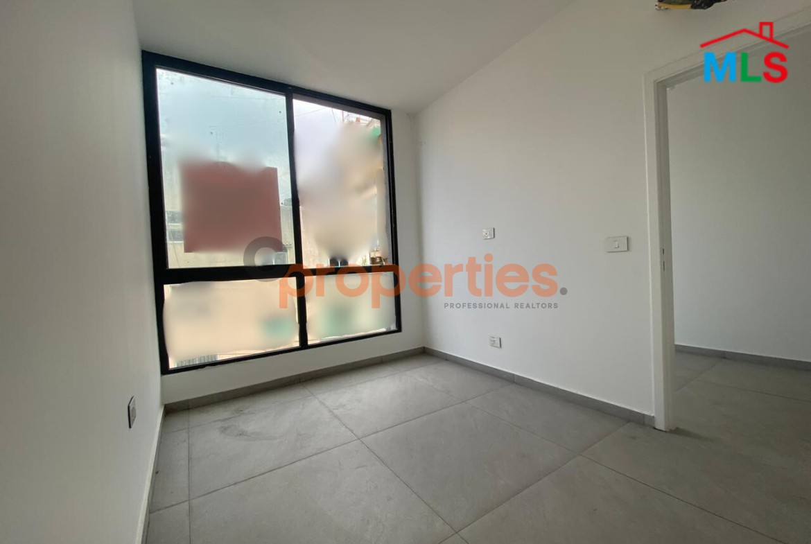 Office for Rent in Prime New Building Zalka - CPFY10