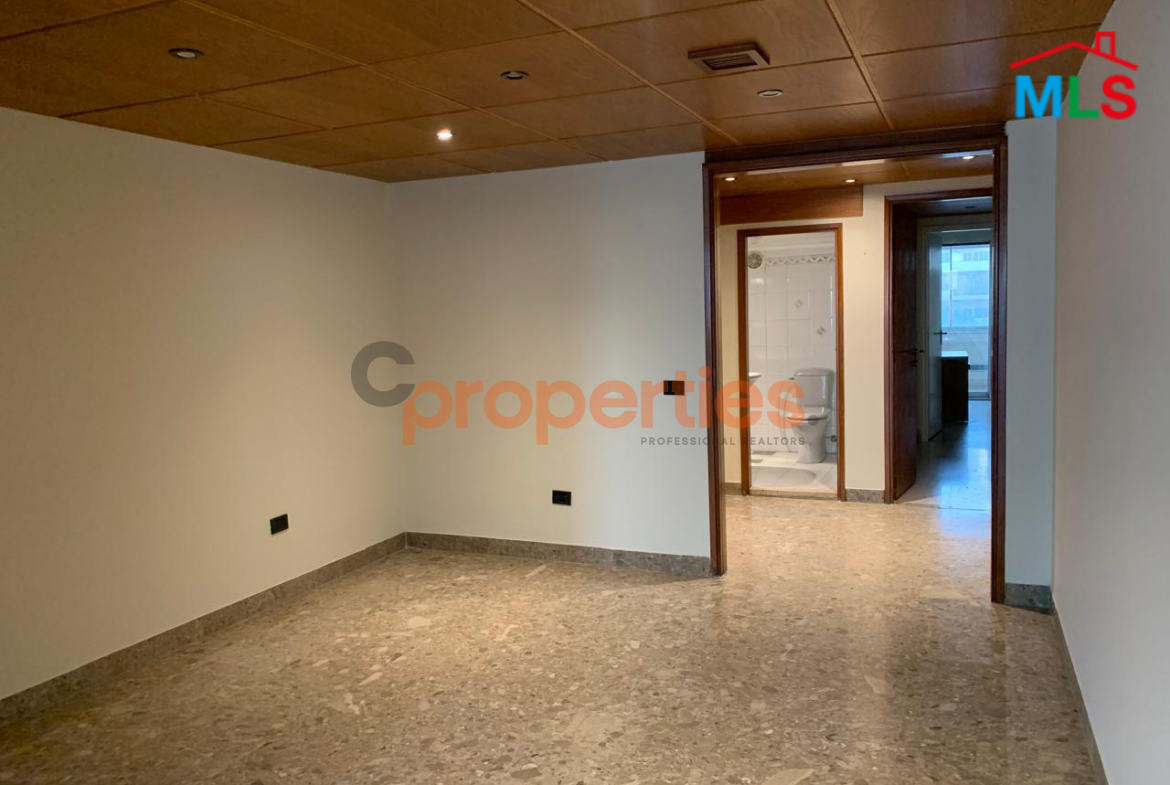 Apartment For Rent In Ashrafieh - CPBWW03
