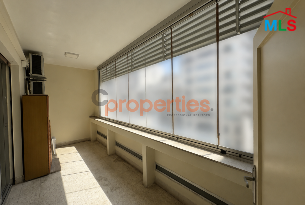 Apartment For Rent In Ashrafieh - CPBWW03