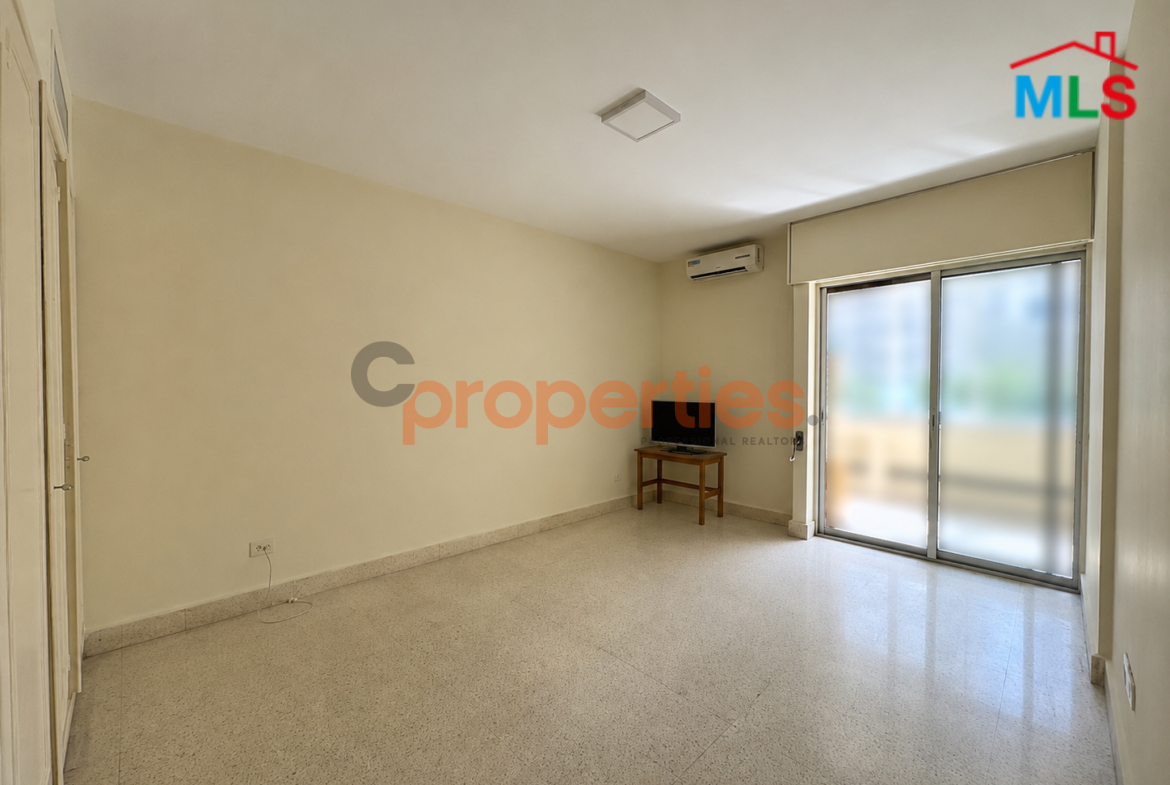 Apartment For Rent In Ashrafieh - CPBWW03