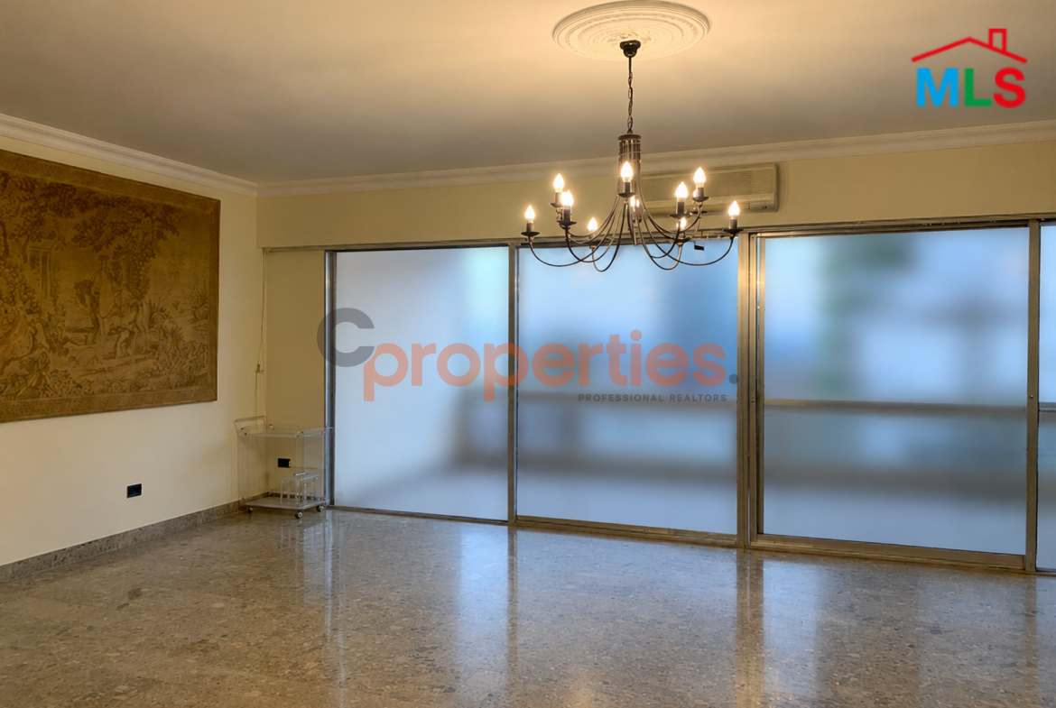 Apartment For Rent In Ashrafieh - CPBWW03