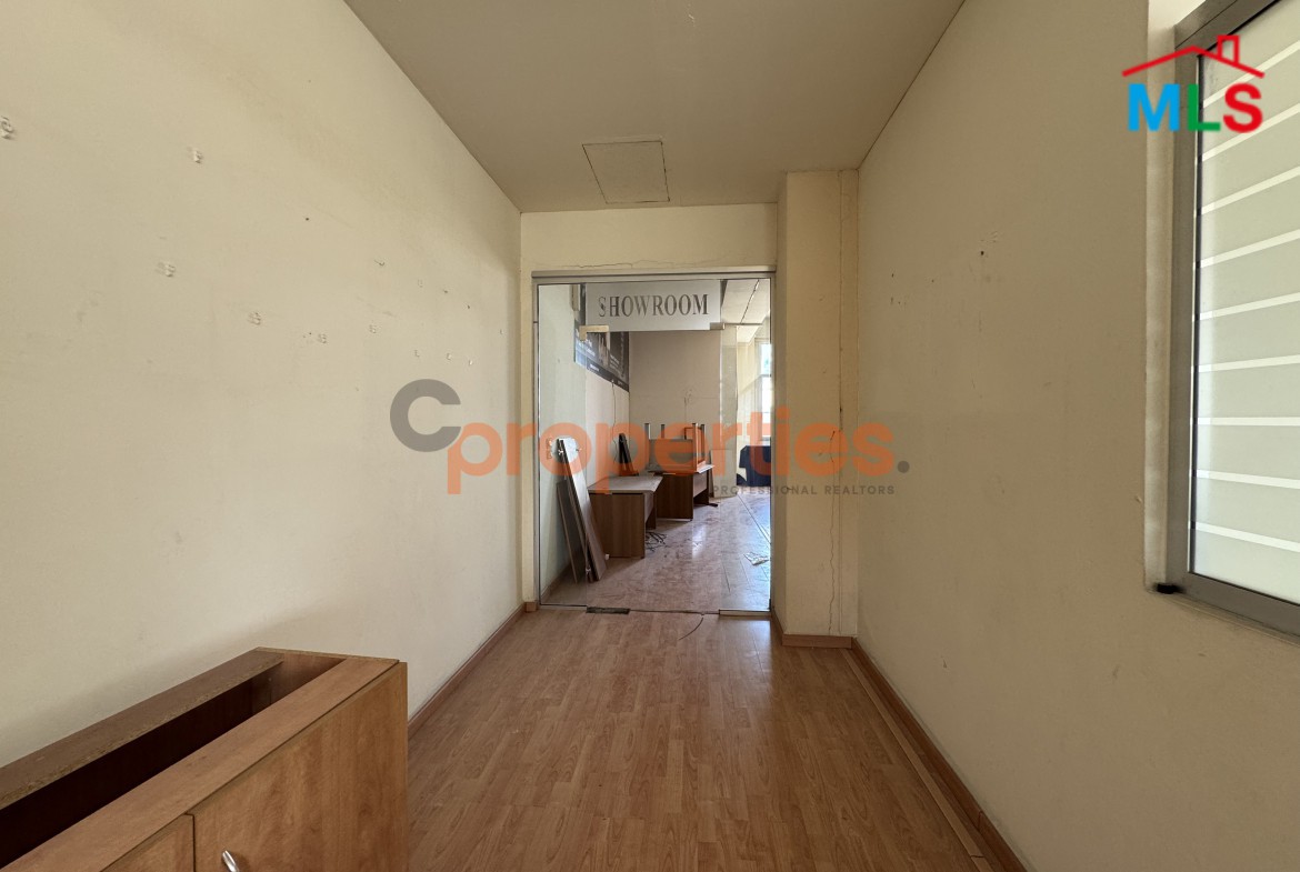Warehouse + Offices for rent in Dekwaneh - CPGA60