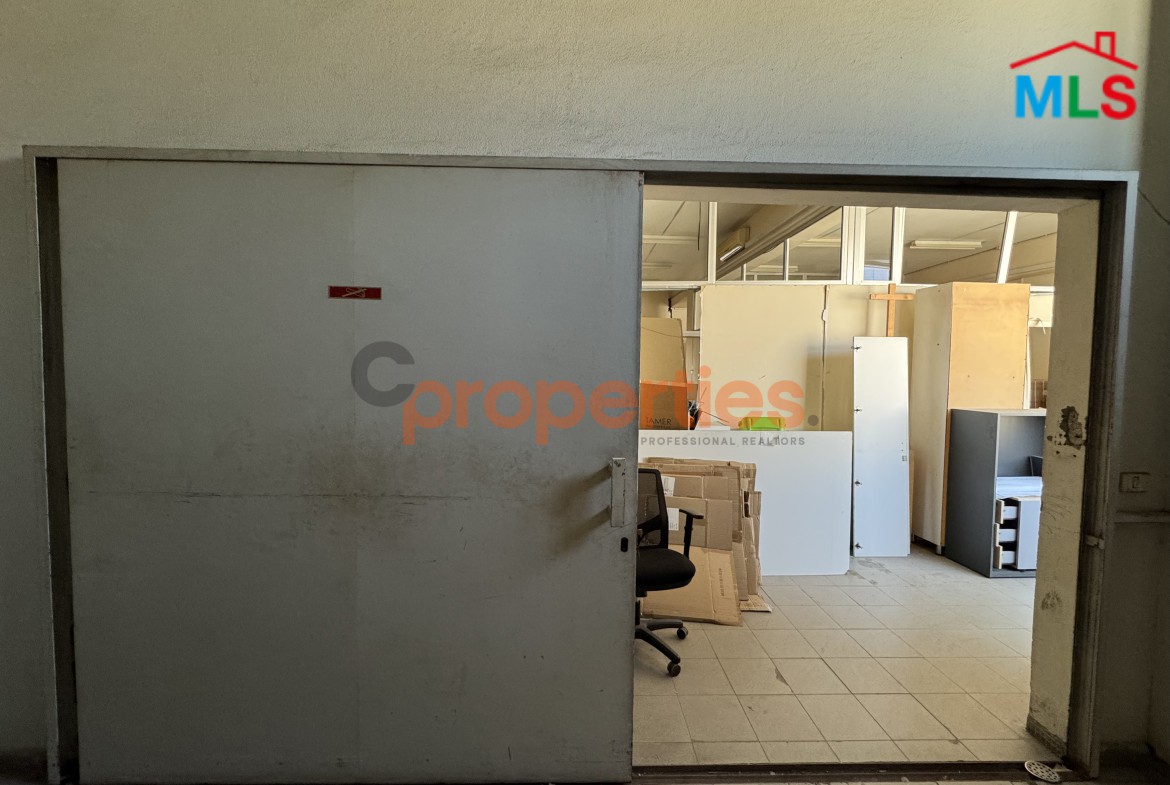 Warehouse + Offices for rent in Dekwaneh - CPGA60