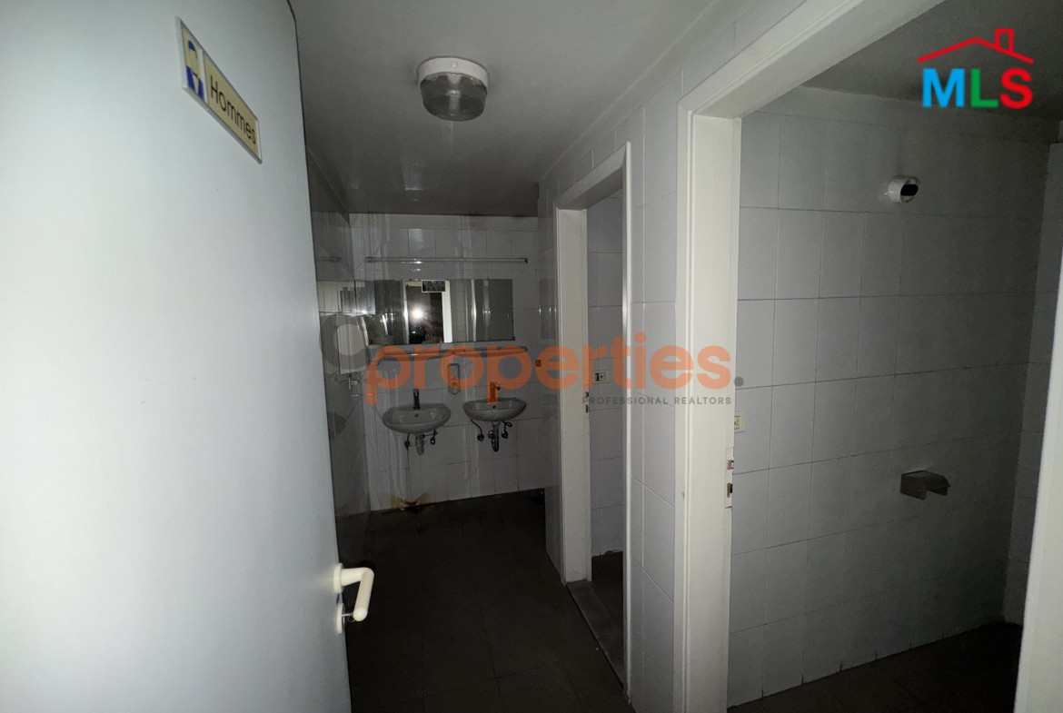 Warehouse + Offices for rent in Dekwaneh - CPGA60
