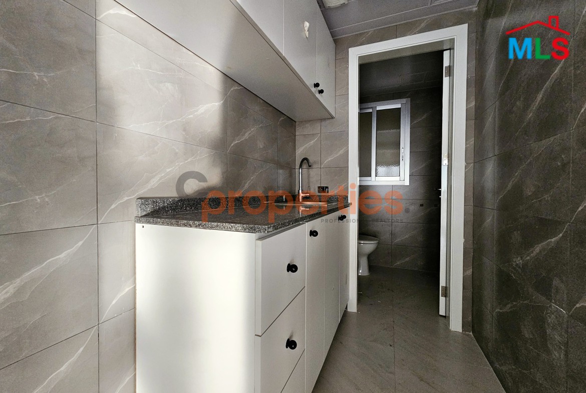 Office For Rent In Antelias | Prime Location - CPRD157