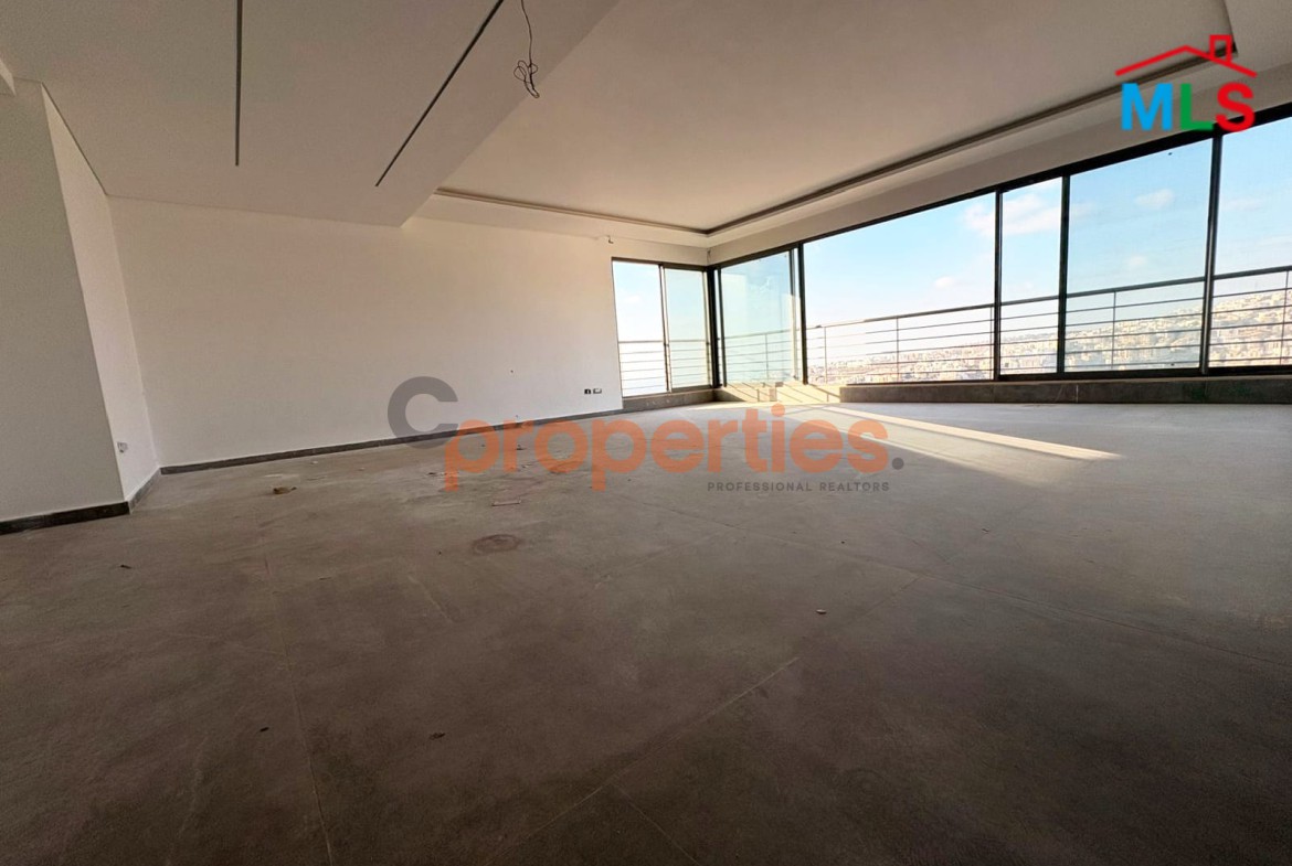 Duplex For Rent In Louaize - CPFY142