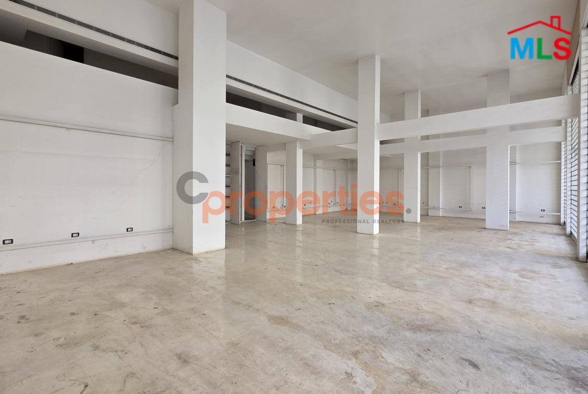 Showroom for rent in a prime location - Horsh Tabet - CPGA41