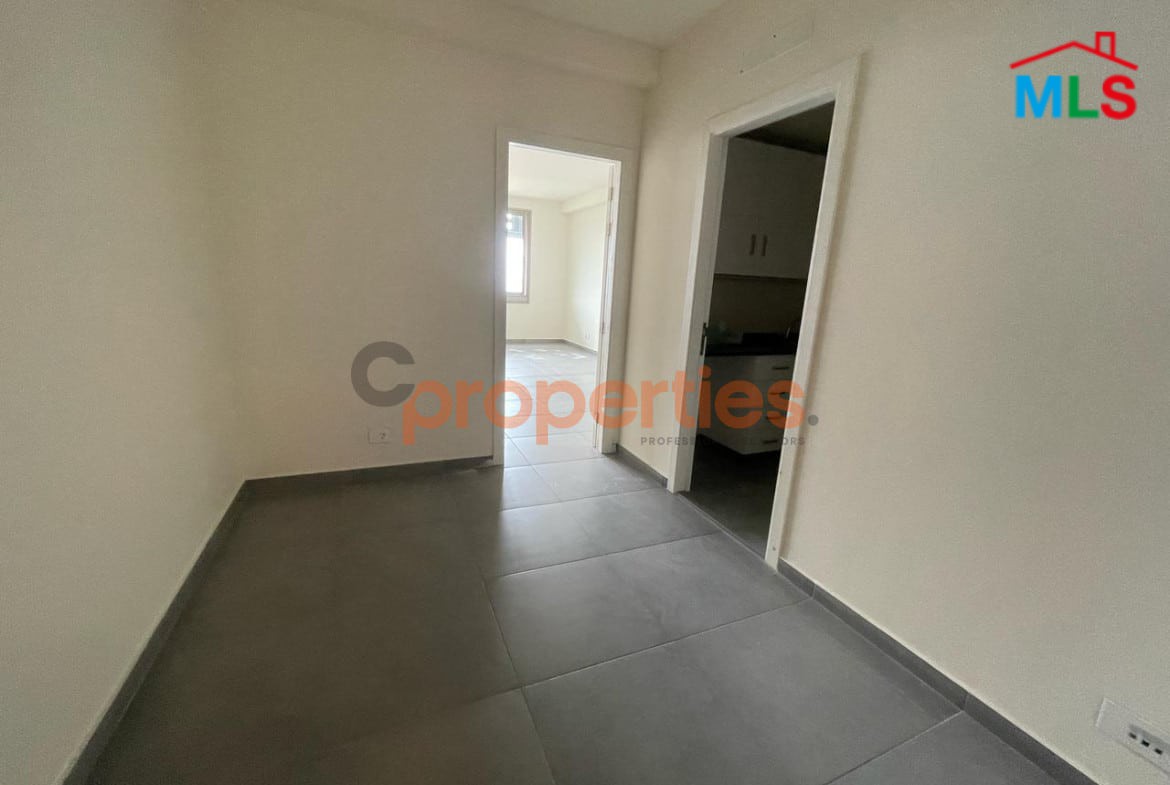 Office For Rent In Kfarhbab - CPKMT103
