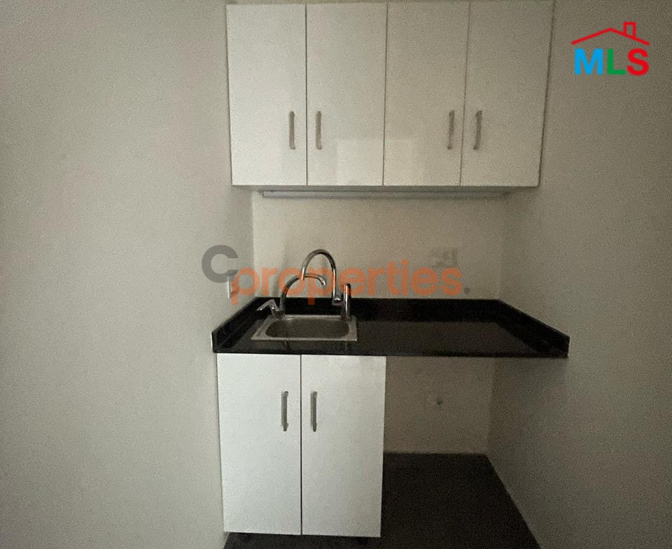 Office For Rent In Kfarhbab - CPKMT102