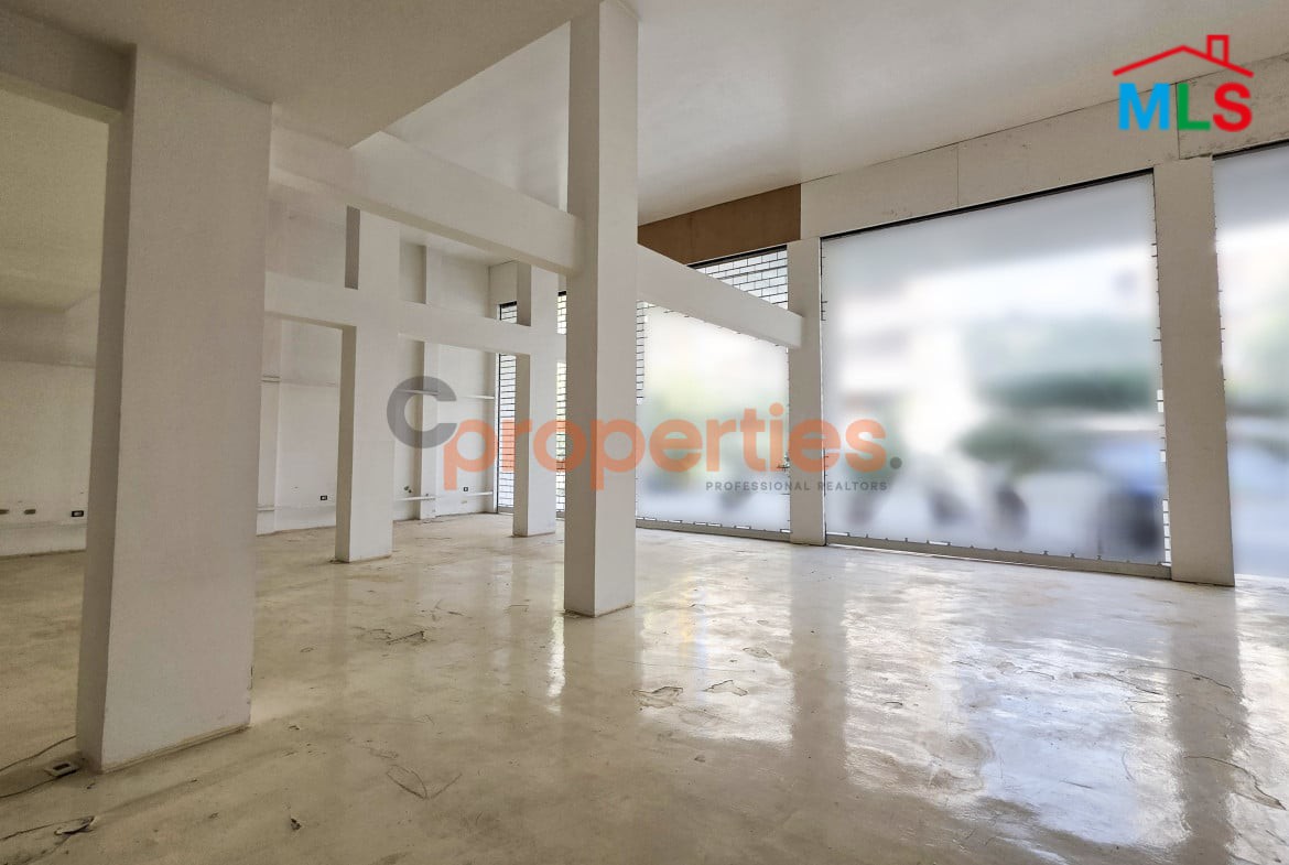 Office + Showroom for rent in a prime location - Horsh Tabet - CPGA34