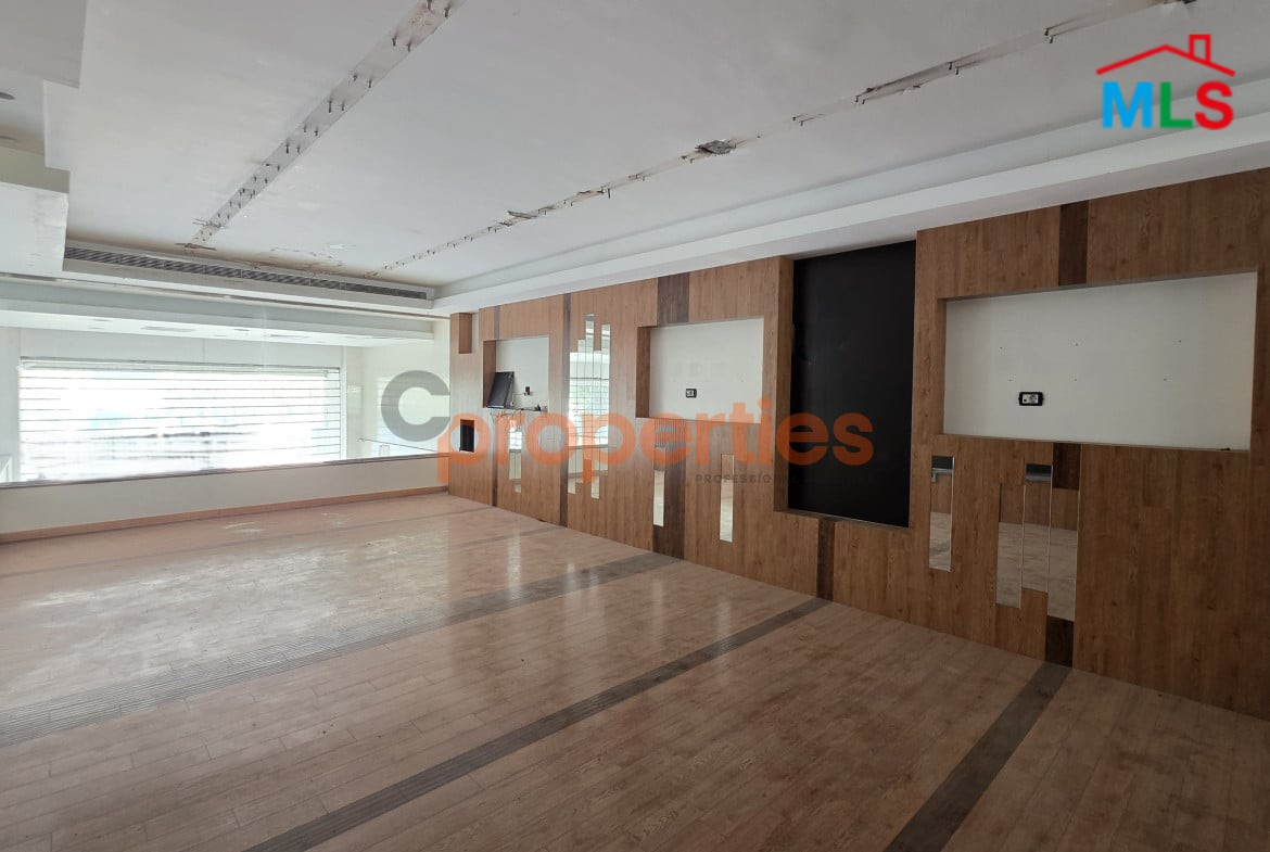 Office + Showroom for rent in a prime location - Horsh Tabet - CPGA34