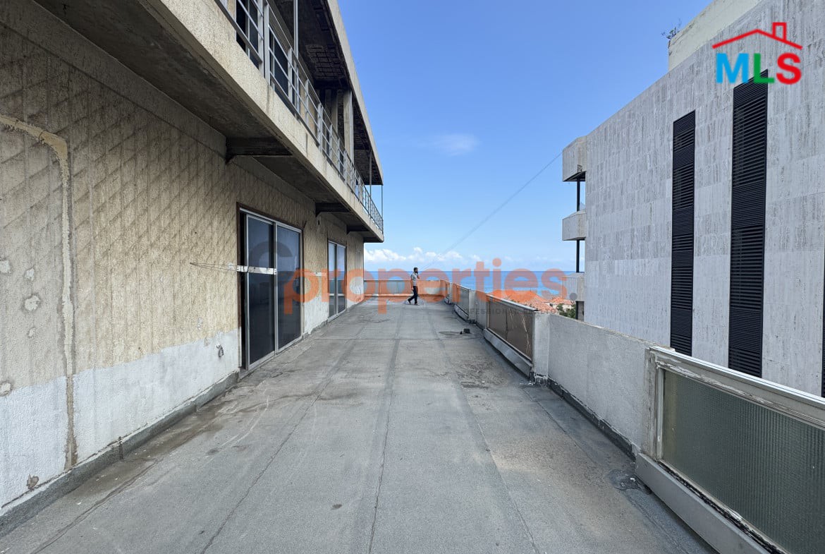 Commercial Space for Rent in Jounieh with Panoramic View CPES183