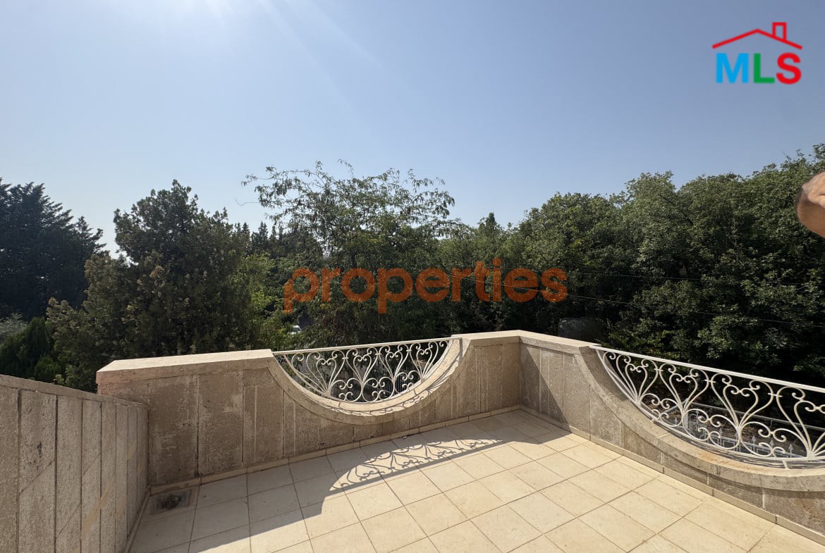Villa for Rent in Ajaltoun - CPKMF57