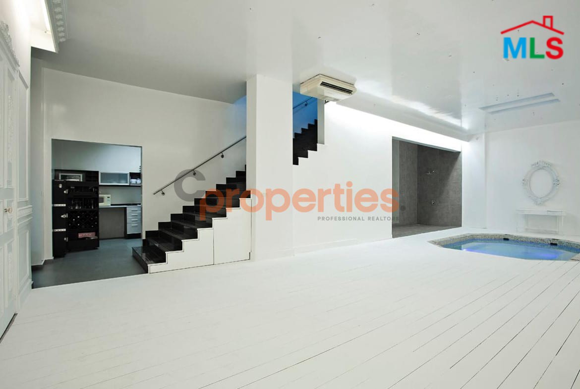 For Rent - Unique High-End Duplex Studio / Office - Horch Tabet - CPGA29