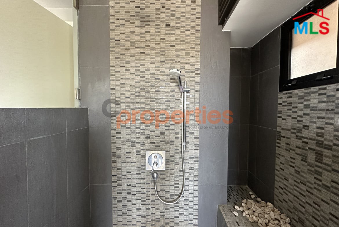 Apartment For Rent in Mar Mkhayel with TERRACE CPES173