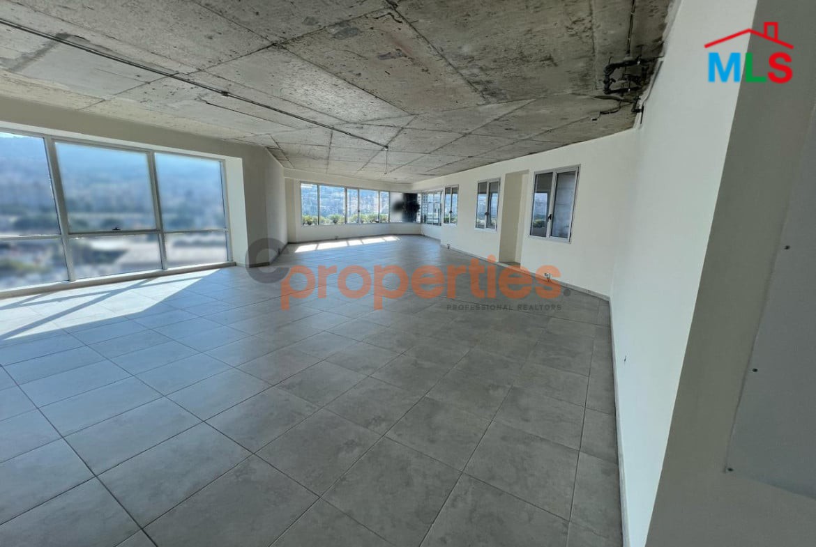 Office for rent in Dekwaneh - Prime Location - CPGA21