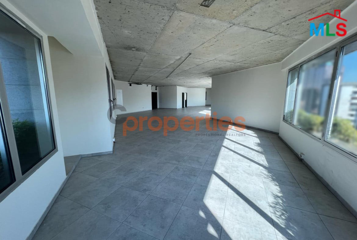 Office for rent in Dekwaneh - Prime Location - CPGA21