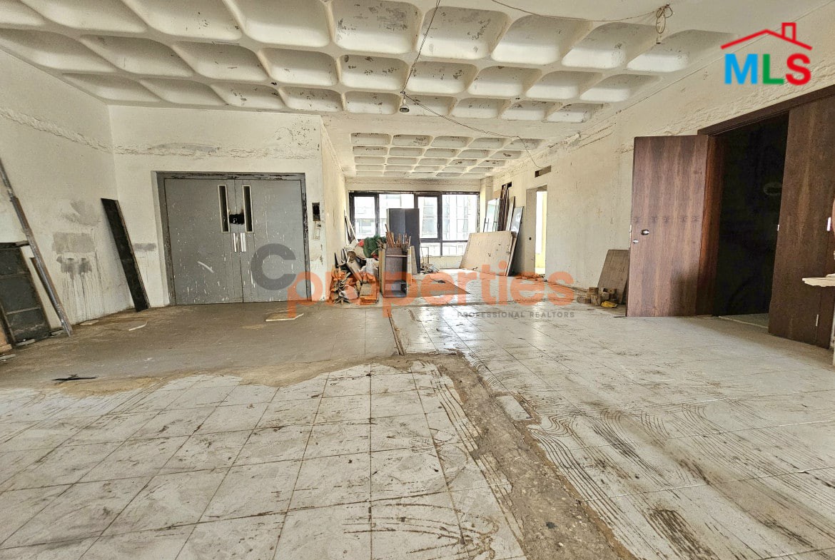 Office For Rent In Dbayeh - CPRD110