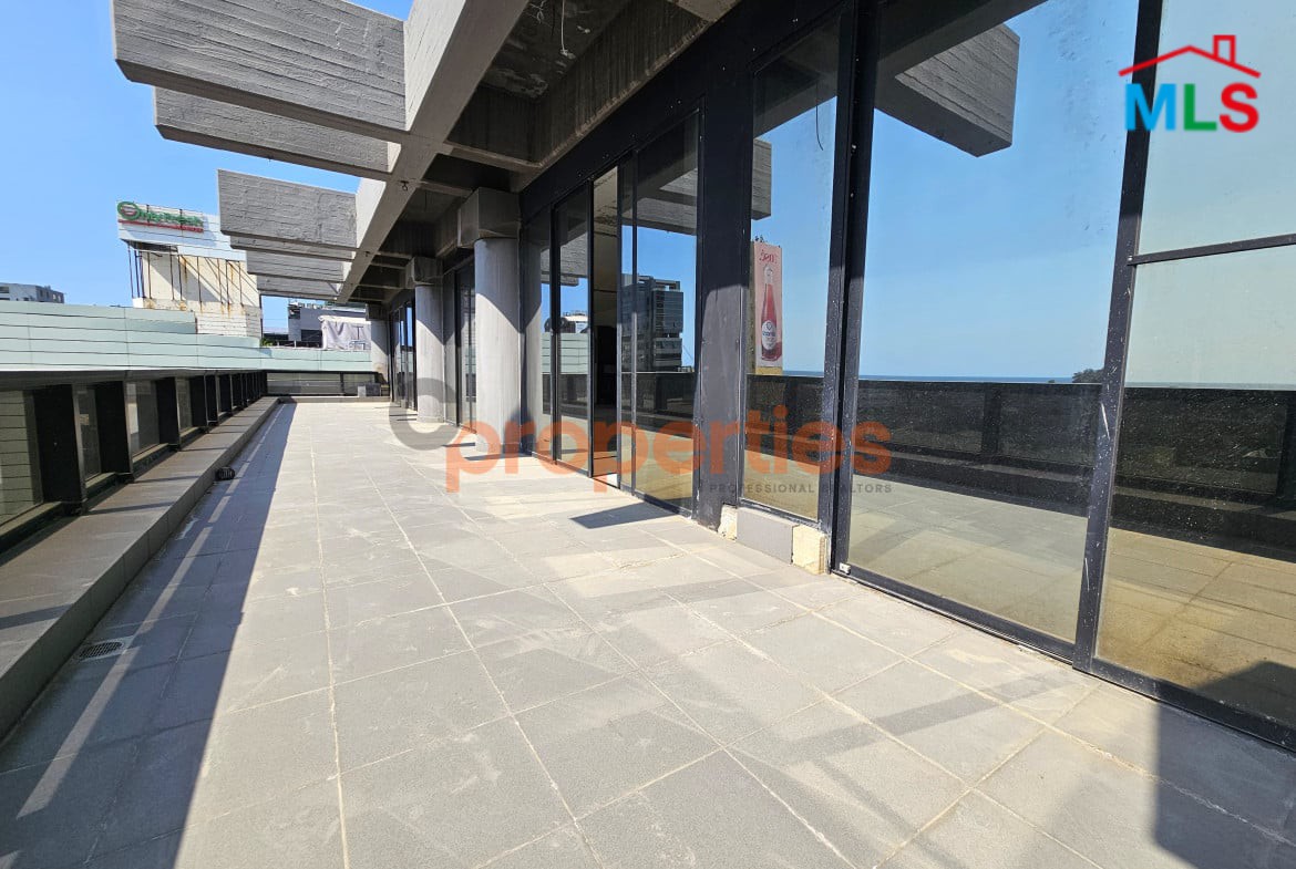 Office For Rent In Dbayeh - CPRD110