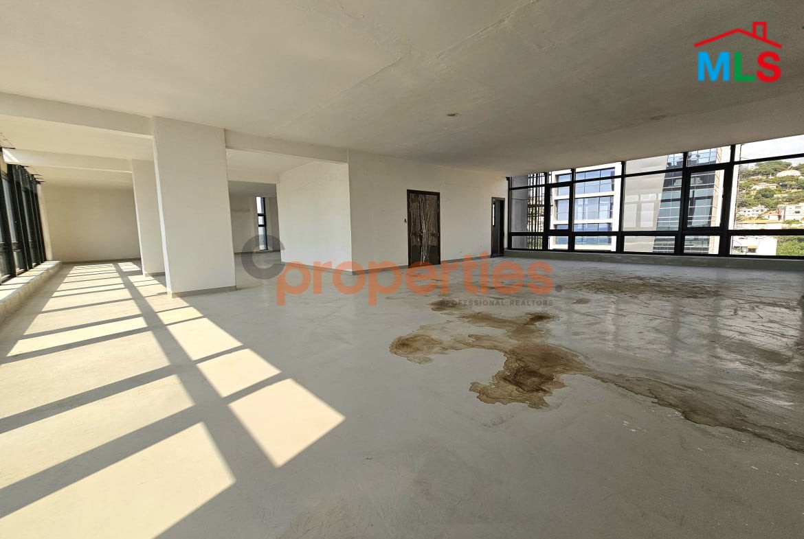 Office For Rent In Dbayeh - CPRD108