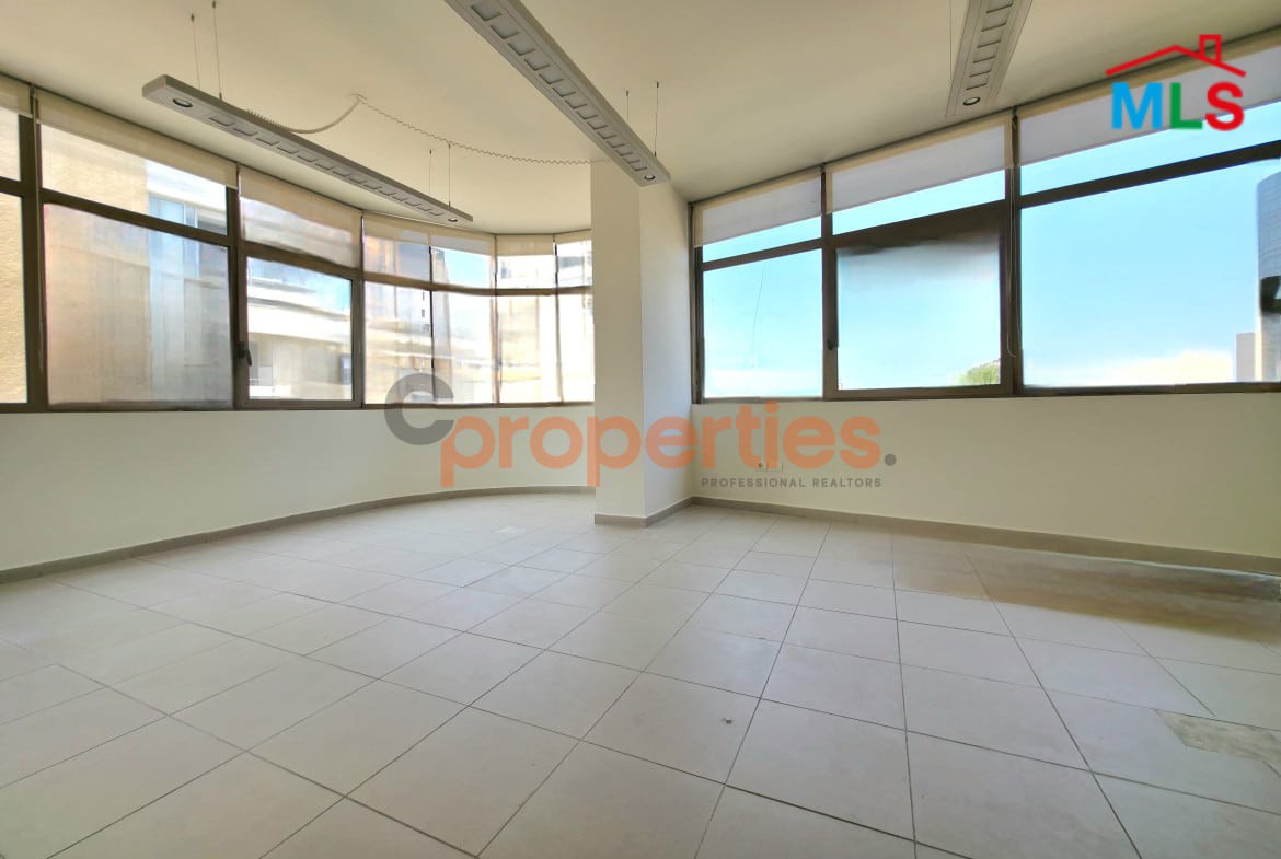 Office for Rent in Jal el Dib CPSM321