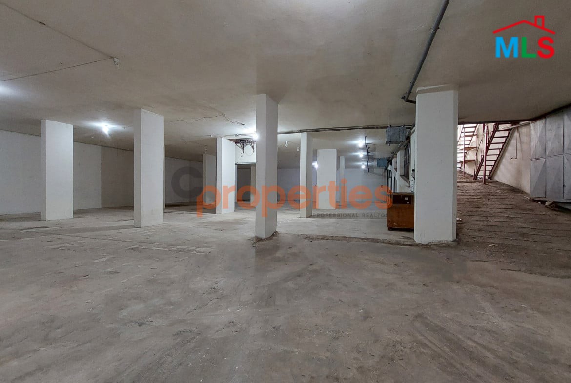 Warehouse for Rent in Baouchrieh CPSM301