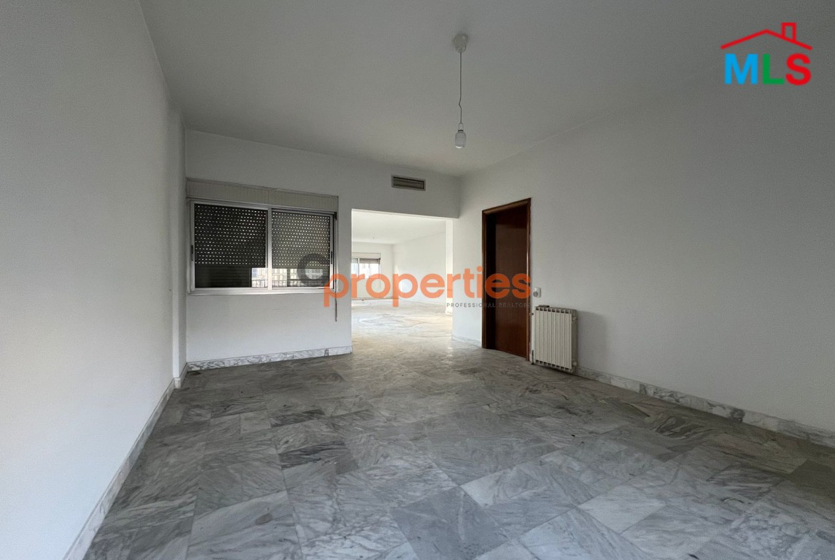 Apartment for rent in Achrafieh CPBMK25