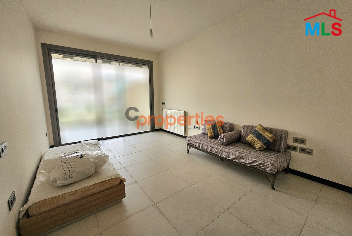 Luxurious Apartment For Rent in Waterfront Dbayeh - CPRD59