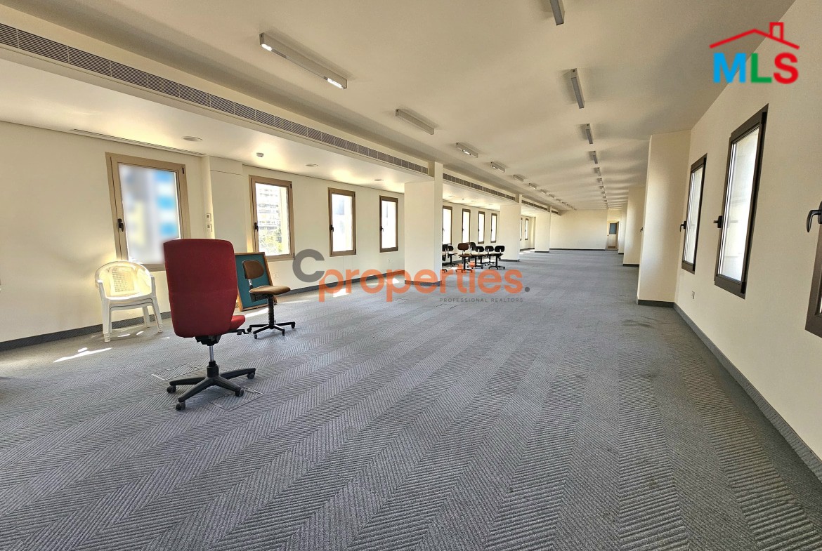 Office For Rent in Dbayeh [Prime Location] CPRD68